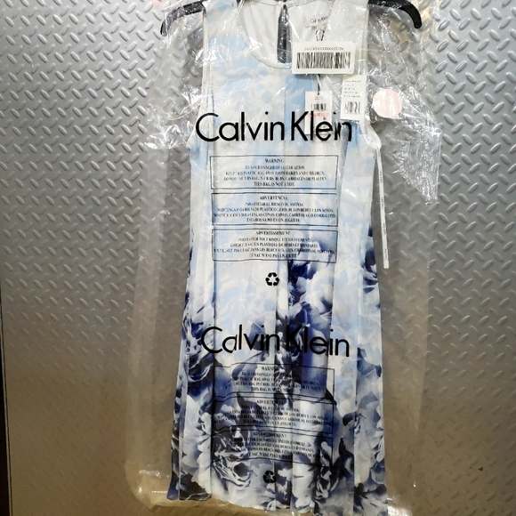 NWT CALVIN KLEIN New Collection Printed Pleated Shift Dress(10) - Picture 2 of 9